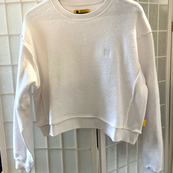 Yellow Label Co White Sweatshirt Pullover Reversible Medium NWOT - Picture 1 of 6